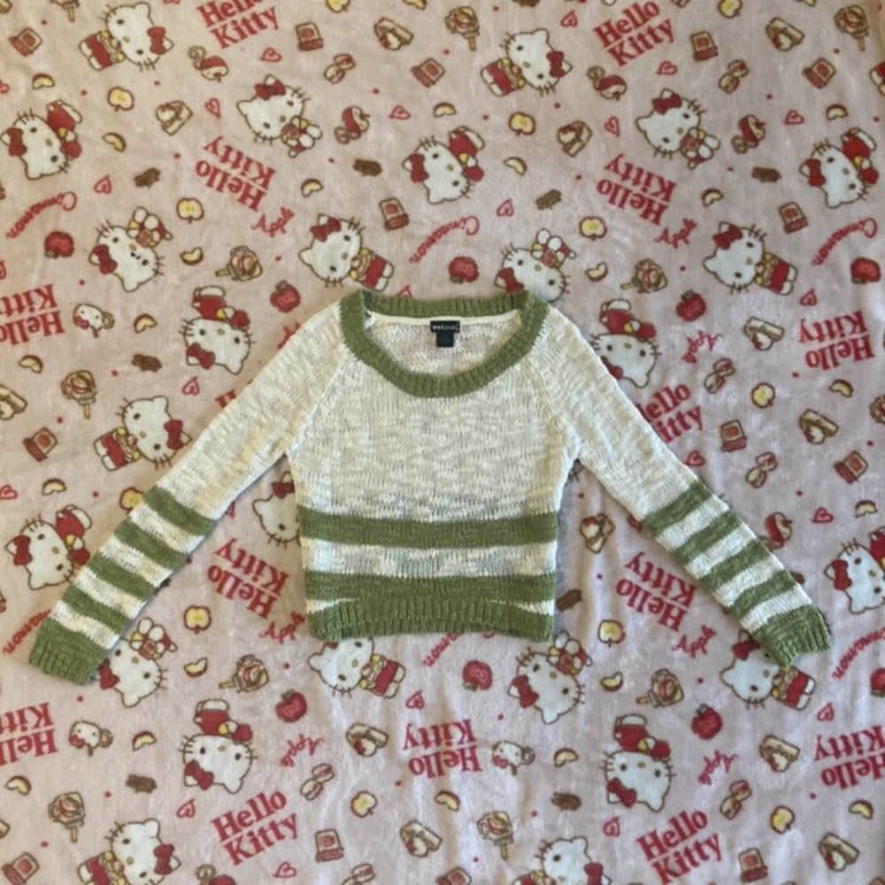Wet Seal green and white sweater